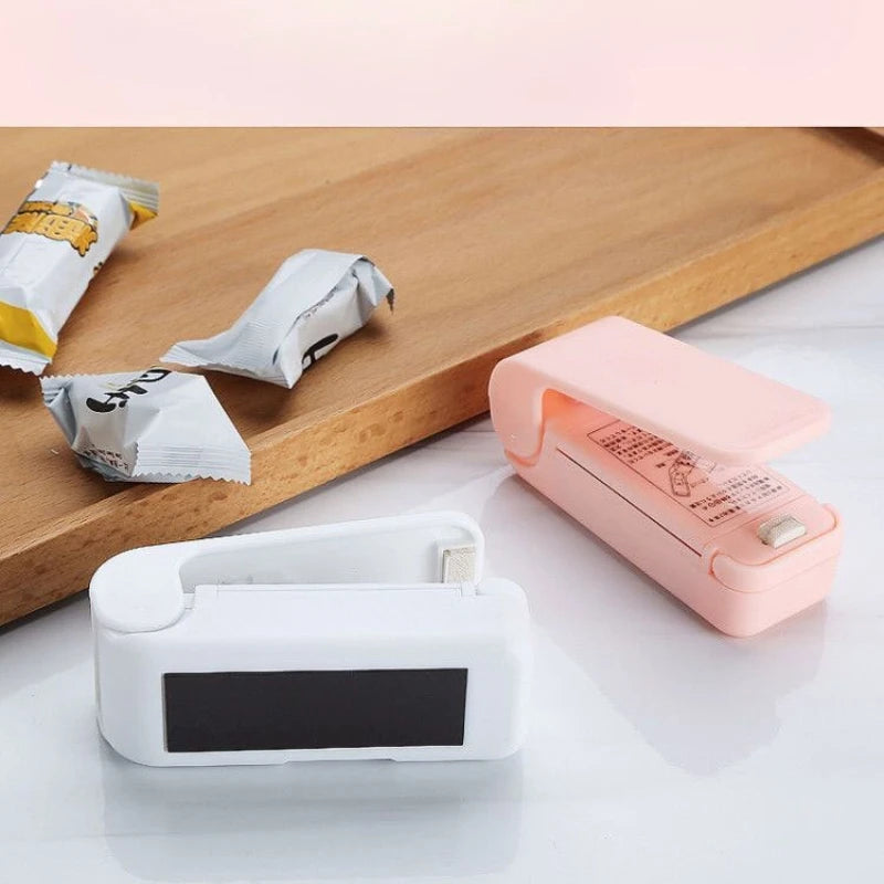 Mini Sealing Machine for Home Use Portable for Sealing Moisture-proof Plastic Bags of Snacks Secondary image